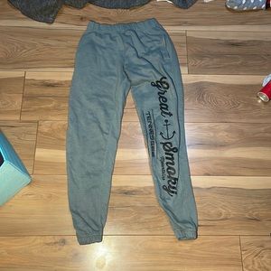 Smoky trail mountains sweats ! Great condition